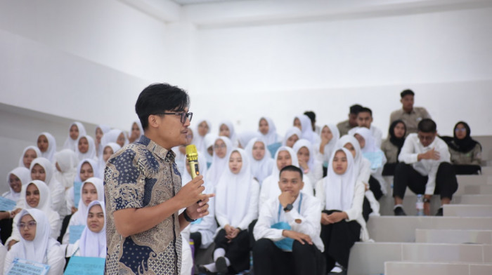 Burak Öztürk ile Etkili Pratik İngilizce